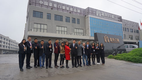獲益良多！牛商總會執行會長來我公司指導網絡營銷工作