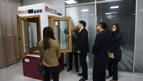 獲益良多！牛商總會執行會長來我公司指導網絡營銷工作